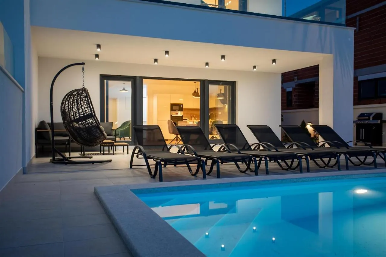 Villa Diva Dobrinj
