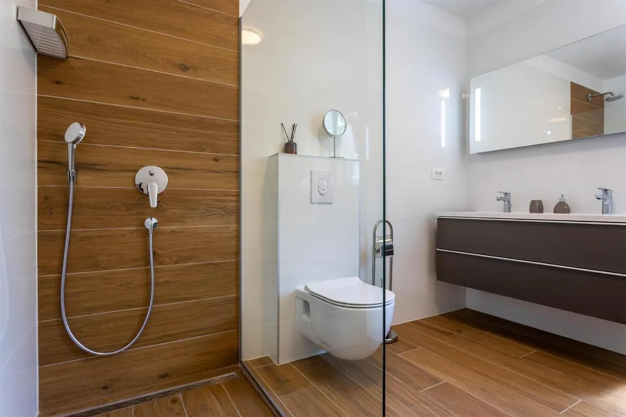 Villa Diva Dobrinj Croatia